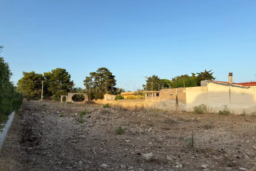 Edificabile Residenziali in vendita di 2.000 mq a €148.000 (rif. 118/2026)