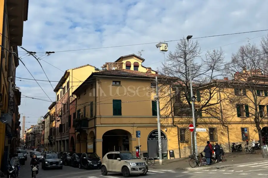 Negozio in vendita di 290 mq a €800.000 (rif. 8/2026)