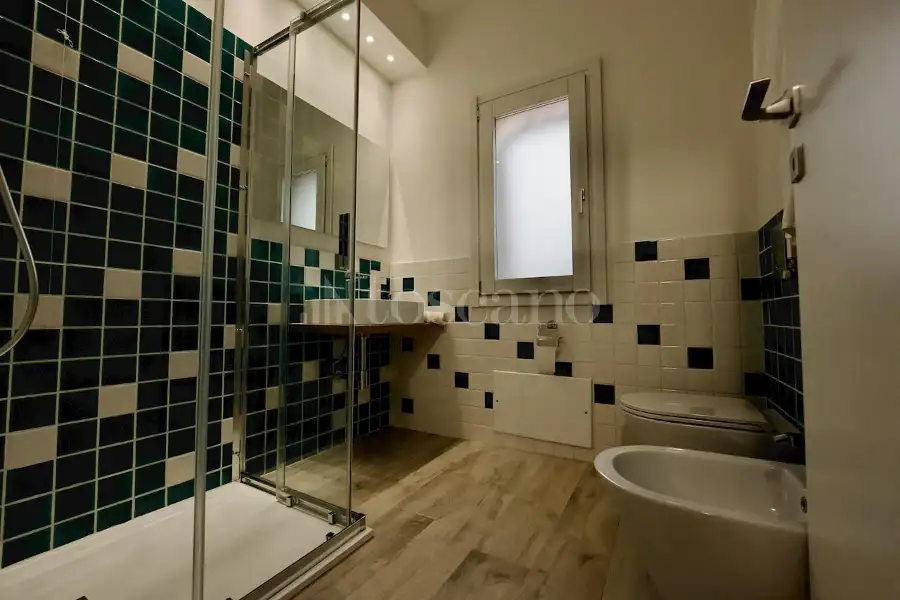 Casa Indipendente in vendita di 340 mq a €2.200.000 (rif. 43/2026)