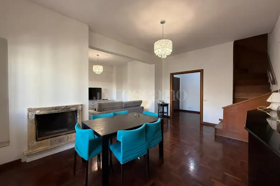 Attico in vendita di 190 mq a €575.000 (rif. 60/2025)