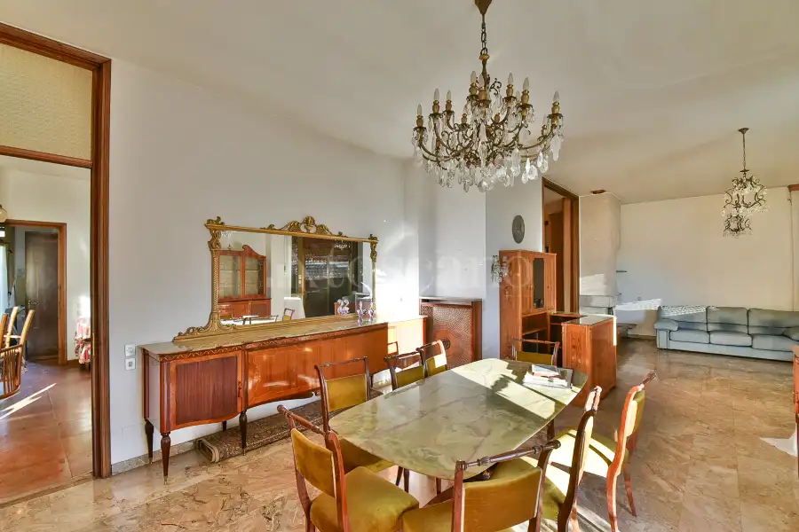 Villa in vendita di 370 mq a €525.000 (rif. 54/2025)