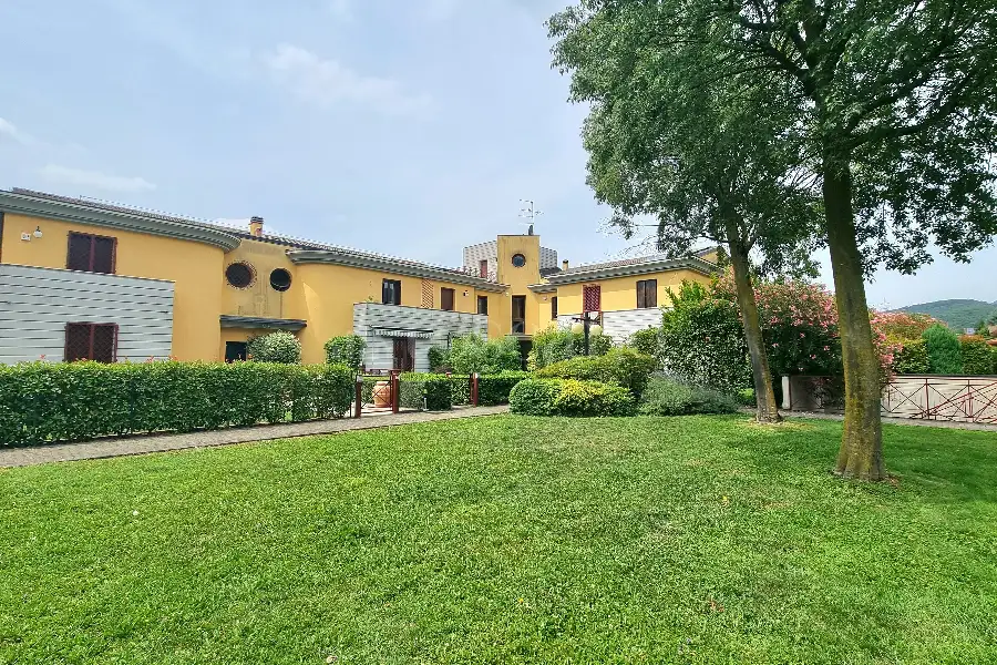 Casa in vendita di 205 mq a €314.000 (rif. 45/2026)
