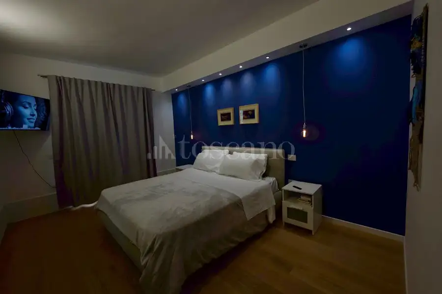 Casa Indipendente in vendita di 340 mq a €2.200.000 (rif. 43/2026)