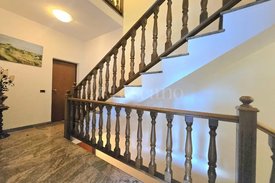 Villa in vendita di 550 mq a €970.000 (rif. 10/2026)