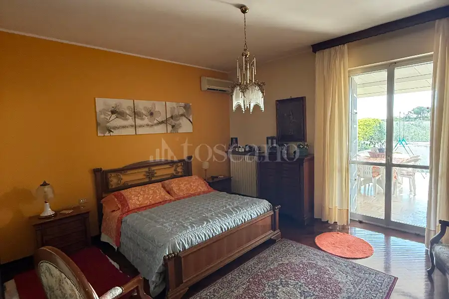 Villa Bifamiliare in vendita di 165 mq a €830.000 (rif. 32/2026)