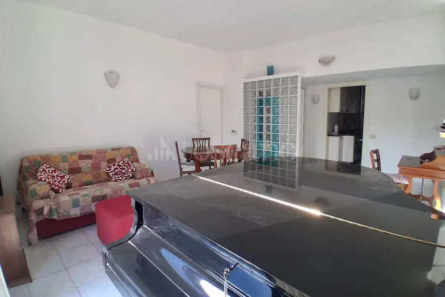 Casa in affitto di 70 mq a €1.300 (rif. 37/2026)