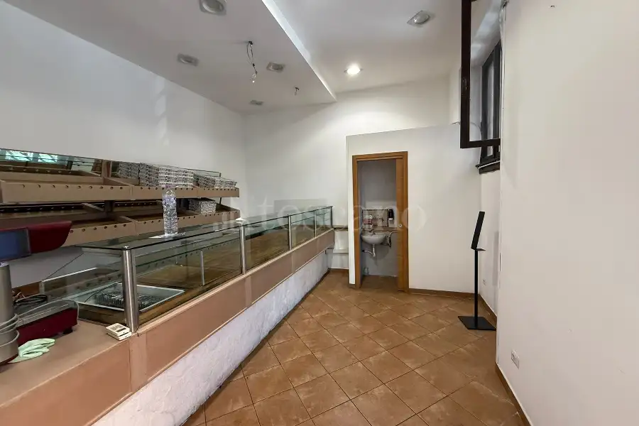 Negozio in vendita di 40 mq a €65.000 (rif. 68/2025)