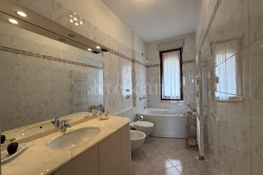 Casa in vendita di 130 mq a €619.000 (rif. 6/2026)