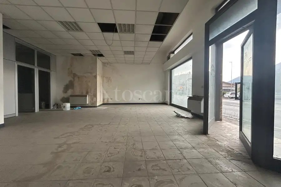 Negozio in vendita di 105 mq a €79.000 (rif. 26/2025)