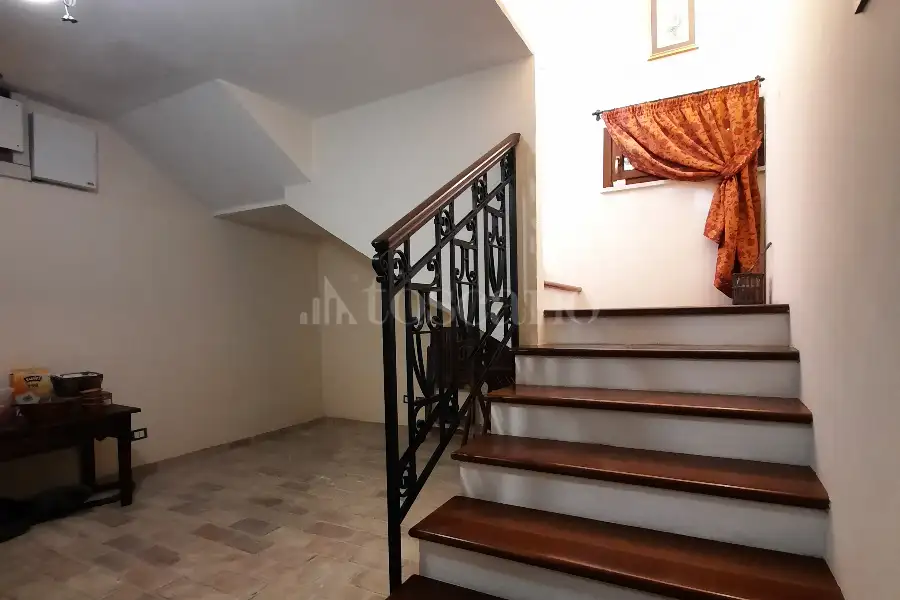 Villa in vendita di 480 mq a €880.000 (rif. 4/2026)