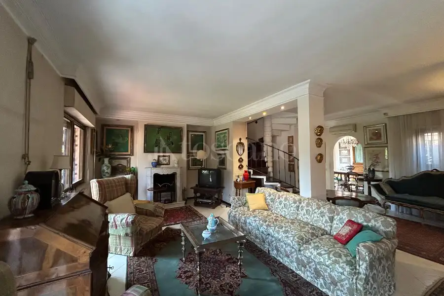 Villa in vendita di 210 mq a €489.000 (rif. 14/2026)