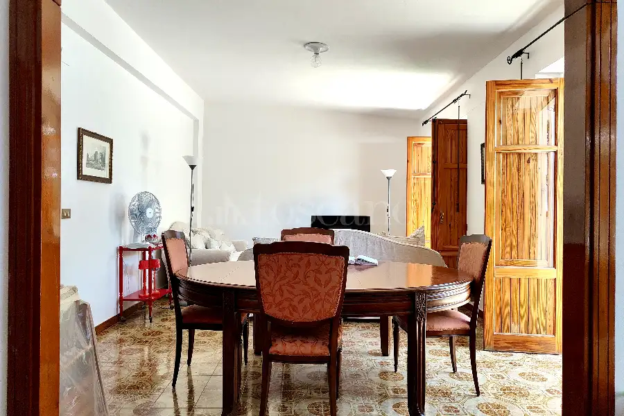 Villa in vendita di 500 mq a €255.000 (rif. 41/2026)