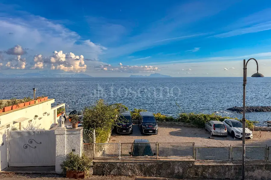 Casa in vendita di 170 mq a €1.460.000 (rif. 49/2026)