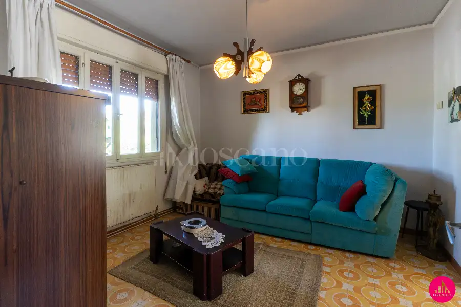 Villa Bifamiliare in vendita di 230 mq a €239.000 (rif. 87/2026)