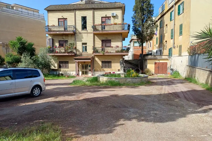 Magazzino in vendita di 42 mq a €98.000 (rif. 4/2026)