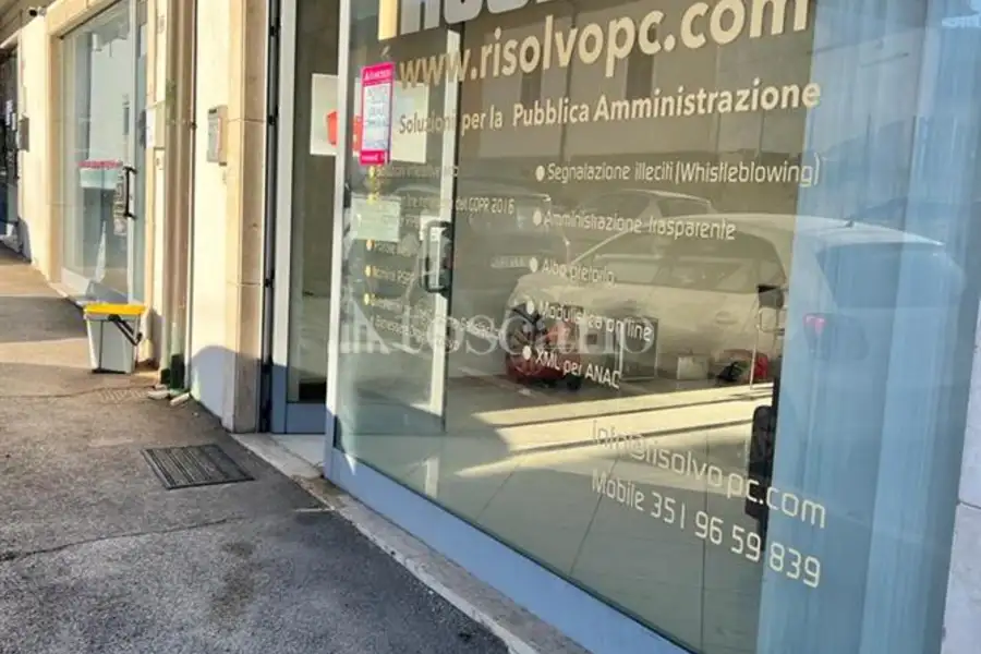 Negozio in vendita di 60 mq a €60.000 (rif. 116/2024)