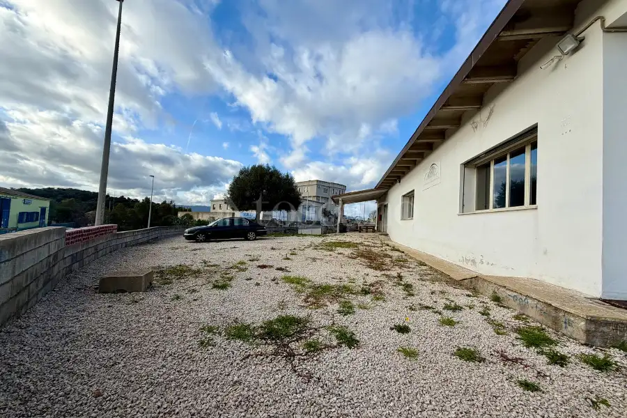 Capannone in vendita di 500 mq a €300.000 (rif. 2/2026)