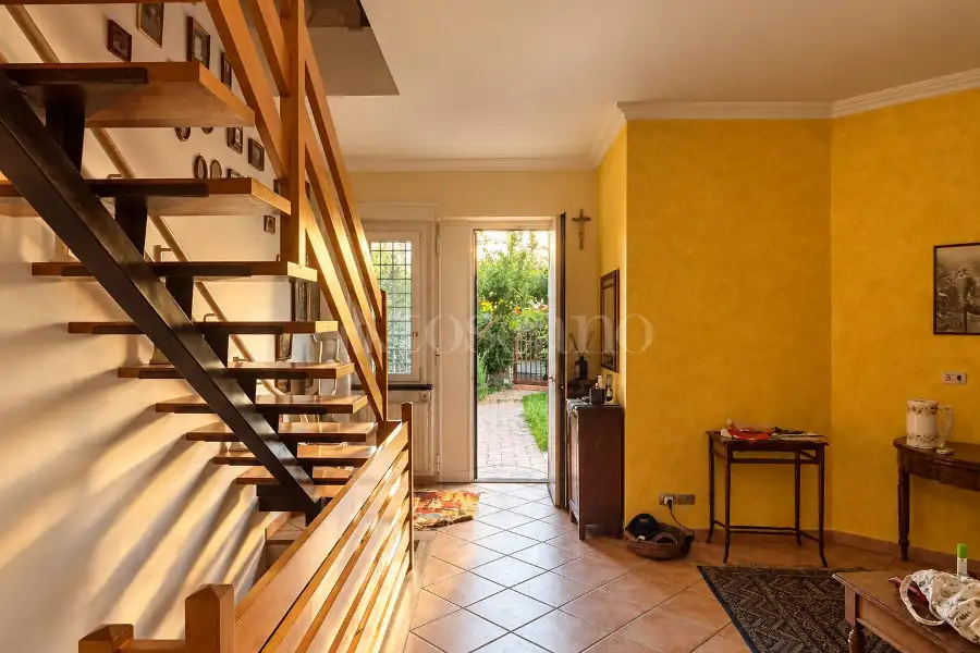 Villa Plurifamiliare in vendita di 160 mq a €439.000 (rif. 66/2026)