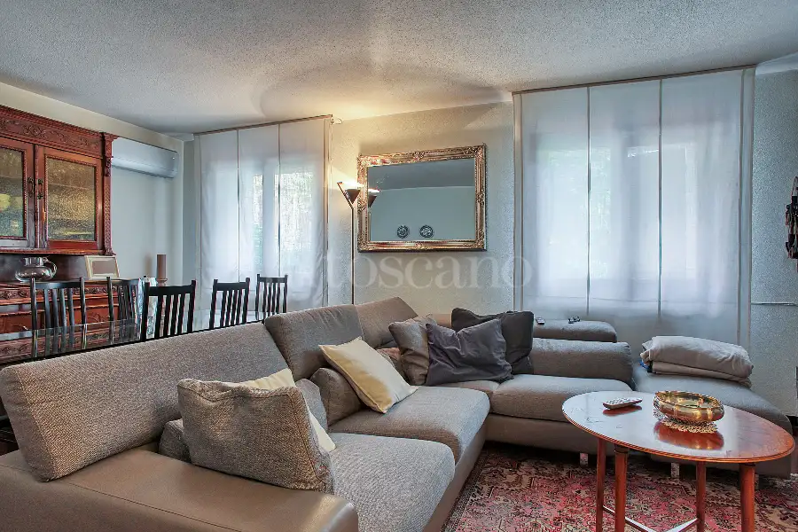 Casa Indipendente in vendita di 500 mq a €360.000 (rif. 21/2026)