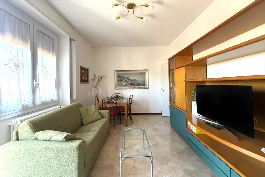 Casa in affitto di 80 mq a €1.050 (rif. 22/2026)