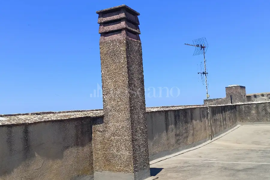 Casa in vendita di 480 mq a €450.000 (rif. 37/2026)