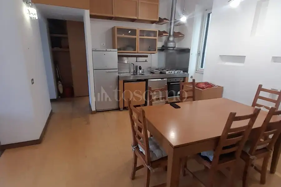 Casa in affitto di 95 mq a €2.000 (rif. 12/2026)