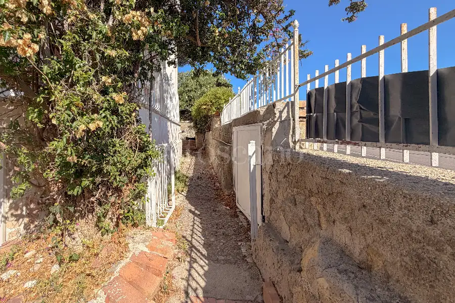Casa in vendita di 210 mq a €990.000 (rif. 50/2026)