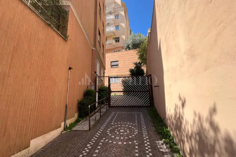 Casa in affitto di 147 mq a €2.200 (rif. 9/2026)