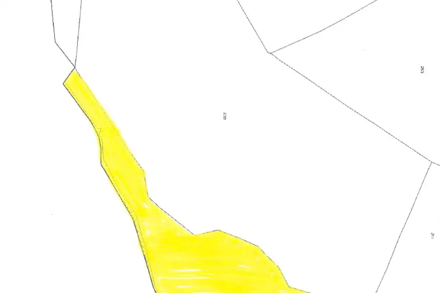 Agricolo in vendita di 17.000 mq a €165.000 (rif. 131/2026)