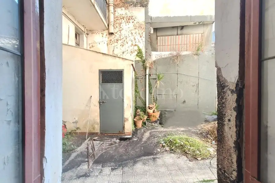 Casa Indipendente in vendita di 416 mq a €298.000 (rif. 174/2026)