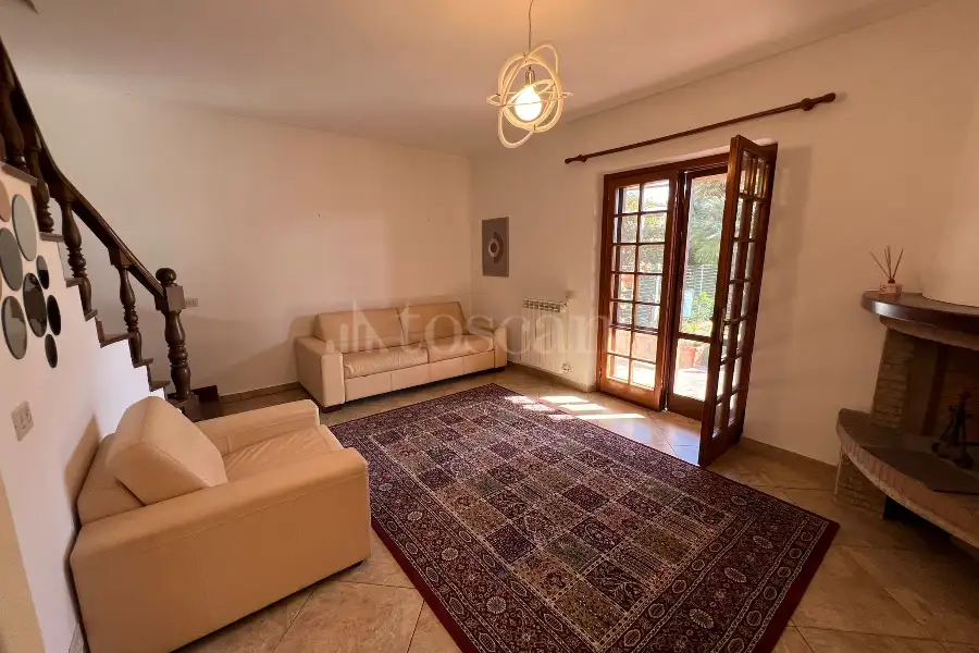 Villa Bifamiliare in vendita di 140 mq a €295.000 (rif. 95/2025)