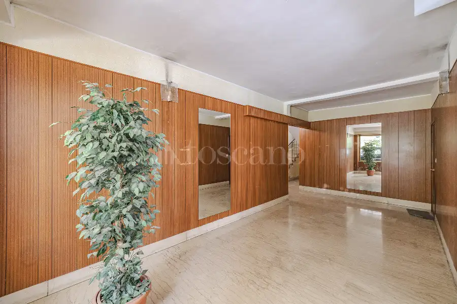Casa in vendita di 161 mq a €660.000 (rif. 9/2026)