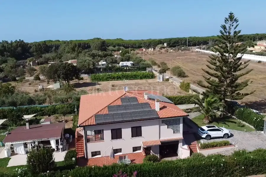 Casa Indipendente in vendita di 350 mq a €430.000 (rif. 171/2026)