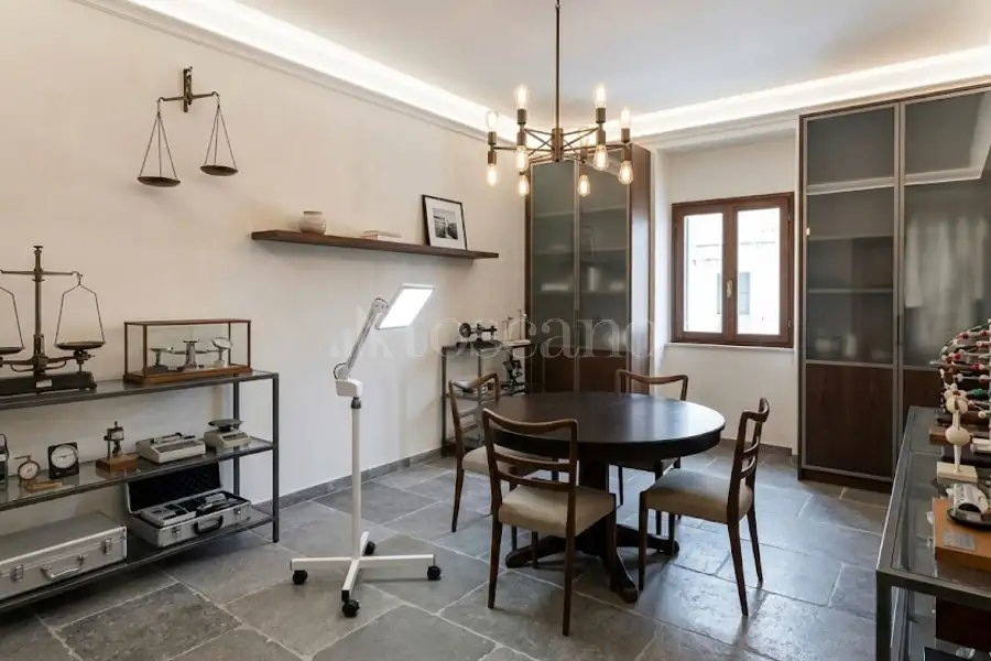 Palazzo in vendita di 380 mq a €825.000 (rif. 16/2026)