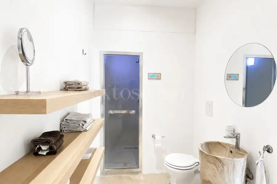 Casa Indipendente in vendita di 180 mq a €1.200.000 (rif. 23/2026)