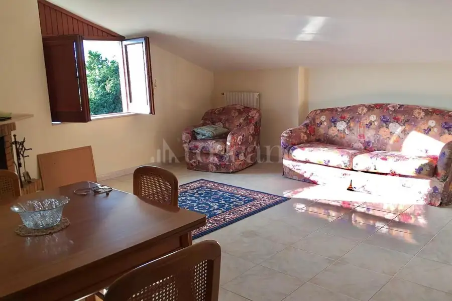 Casa in affitto di 70 mq a €380 (rif. 102/2025)