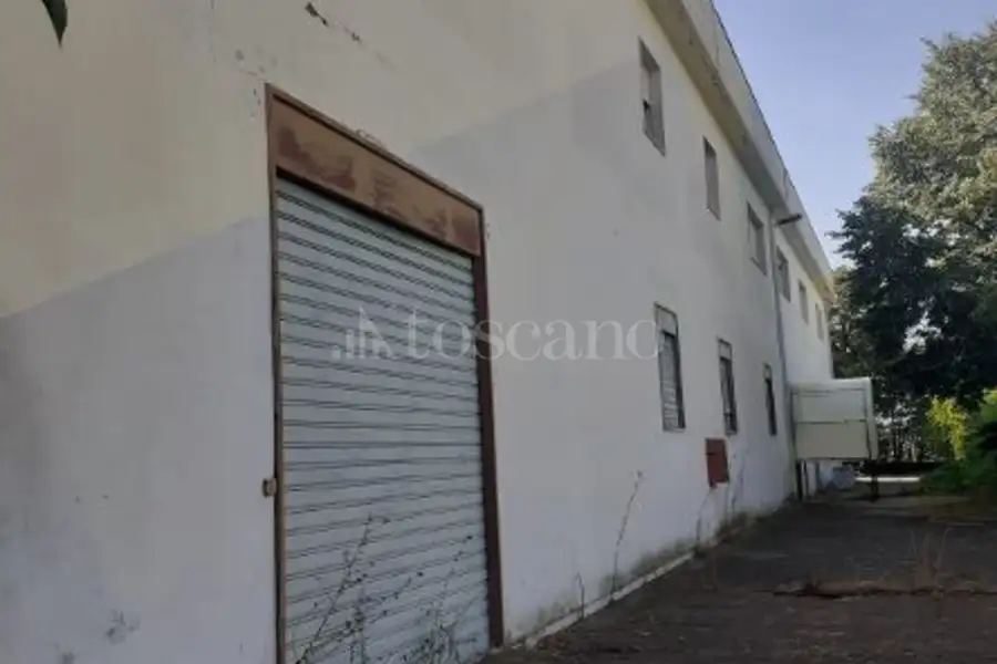Capannone in affitto di 1.600 mq a €1.500 (rif. 26/2026)