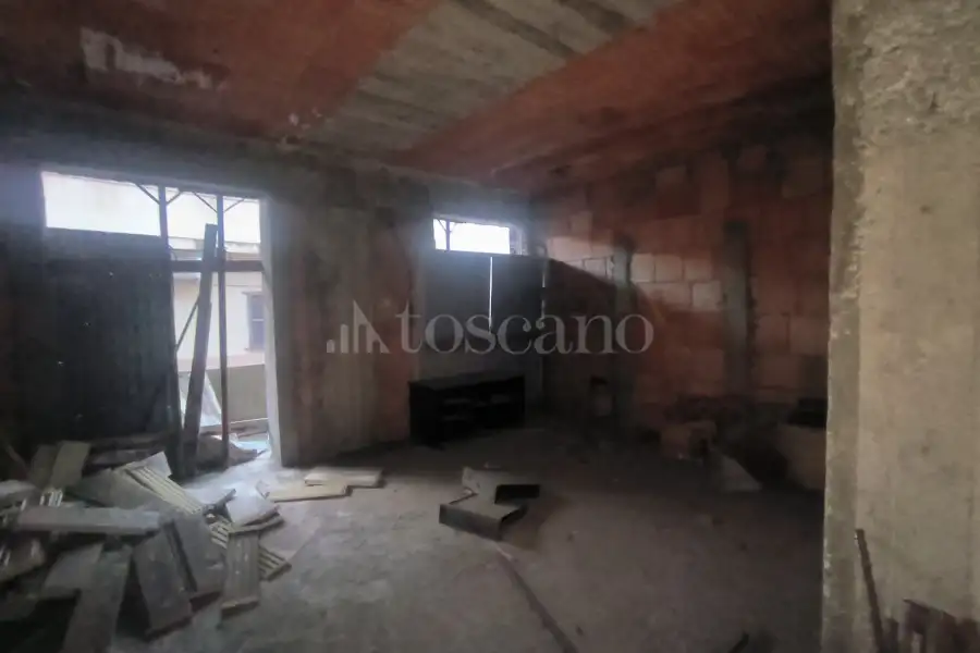 Casa Indipendente in vendita di 344 mq a €110.000 (rif. 46/2025)