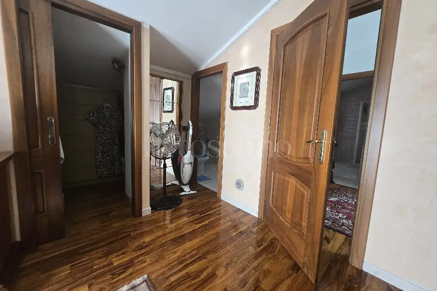 Casa Indipendente in vendita di 410 mq a €615.000 (rif. 40/2025)