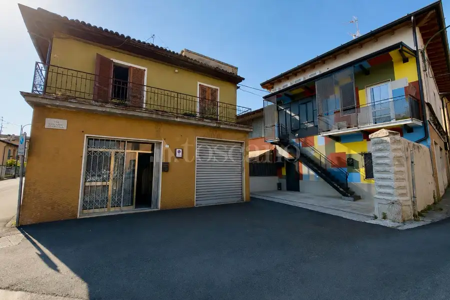 Casa Indipendente in vendita di 250 mq a €272.000 (rif. 5/2026)