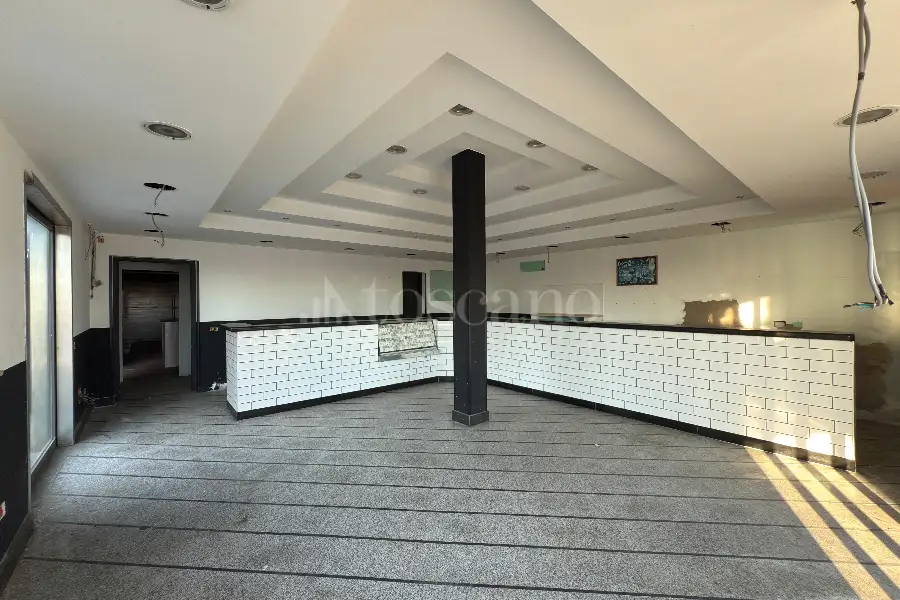Negozio in vendita di 1.574 mq a €875.000 (rif. 84/2025)