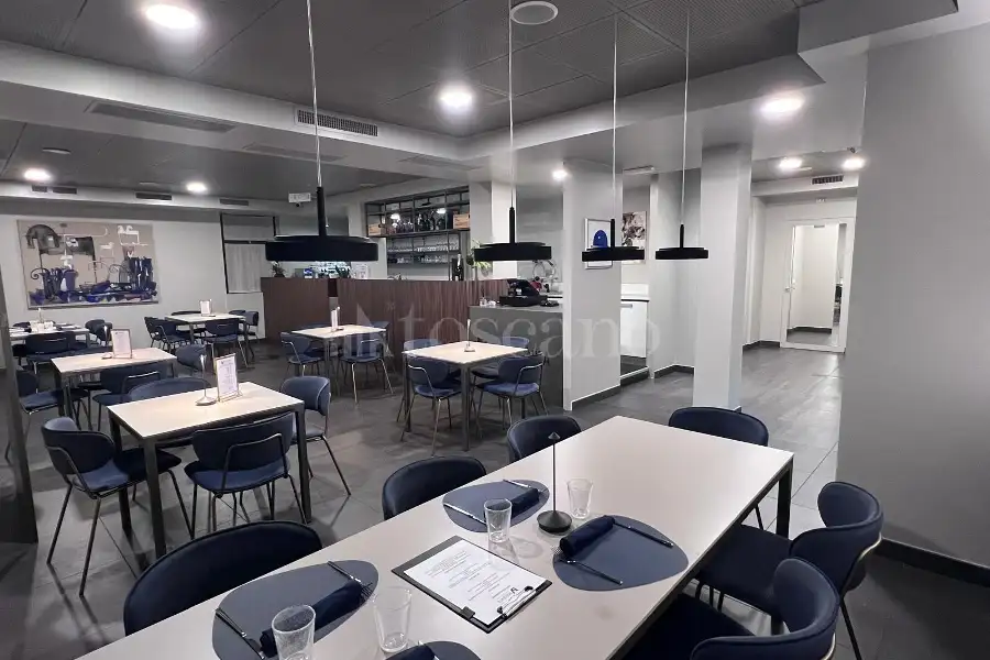 Attività Commerciale in vendita di 130 mq a €70,000 (rif. TS0089VE)