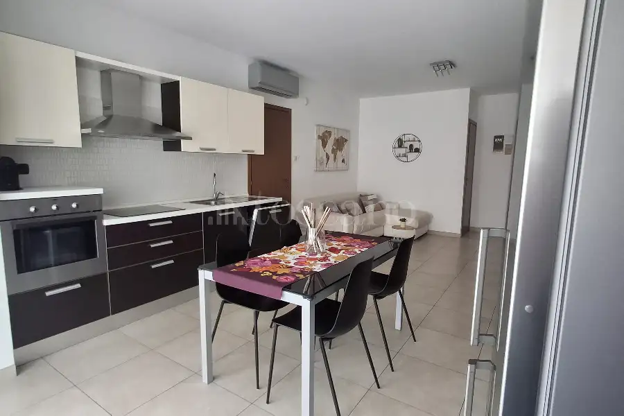 Casa in affitto di 82 mq a €1.100 (rif. 18/2026)