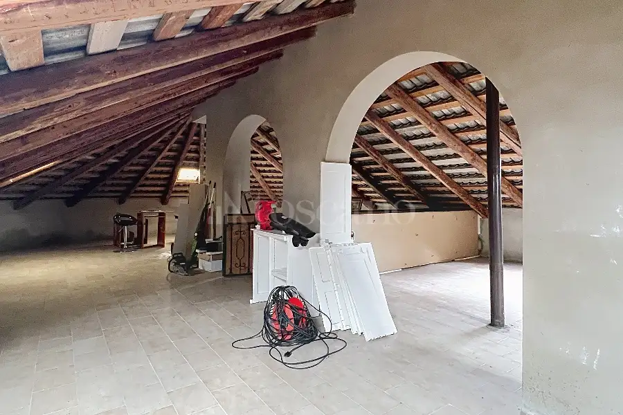 Casa Indipendente in vendita di 300 mq a €330.000 (rif. 24/2026)