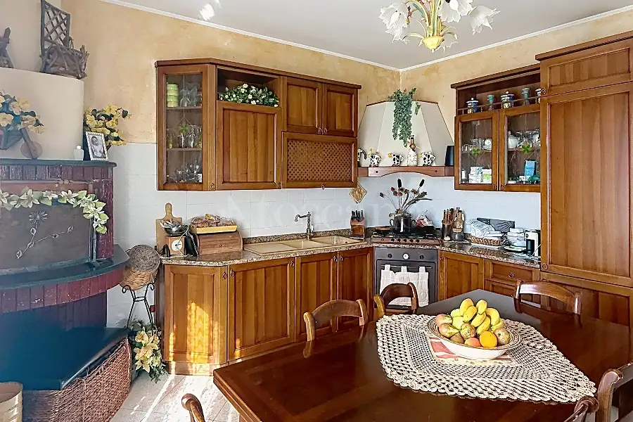 Casale in vendita di 560 mq a €380.000 (rif. 221/2026)