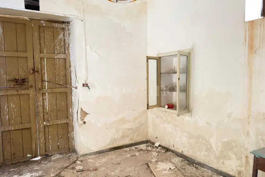 Villa in vendita di 345 mq a €369.000 (rif. 123/2026)