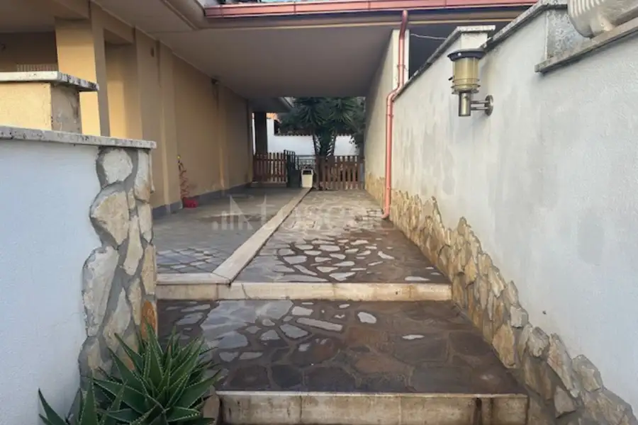 Villa Bifamiliare in vendita di 120 mq a €210.000 (rif. 105/2023)