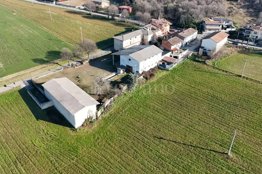 Rustico in vendita di 2.530 mq a €600.000 (rif. 85/2025)