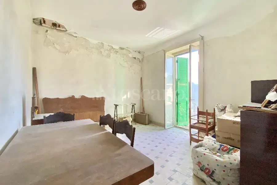 Casa Indipendente in vendita di 290 mq a €123.000 (rif. 2/2025)