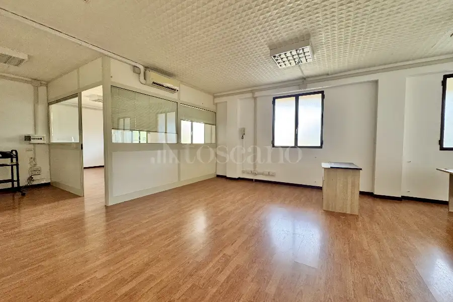 Ufficio in affitto di 78 mq a €1.000 (rif. 50/2025)